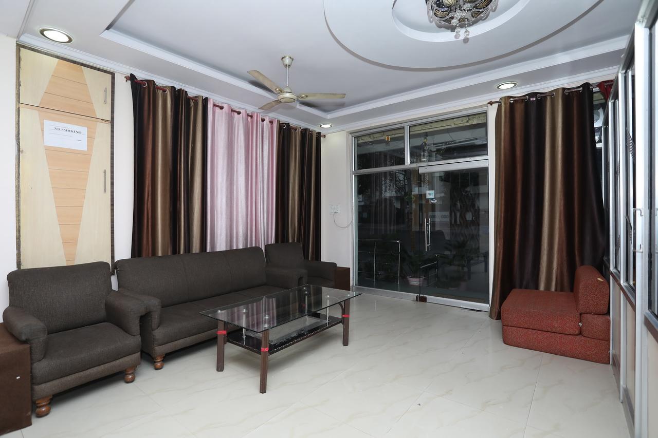 Hotel Deepak Jaipur Exterior photo